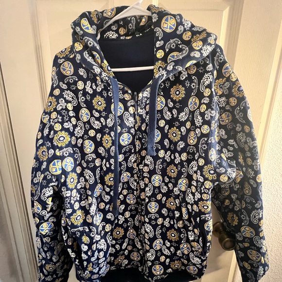 Other - Denver Nuggets Logo/Paisley Reverses Sweatshirt. Excellent Condition Rare